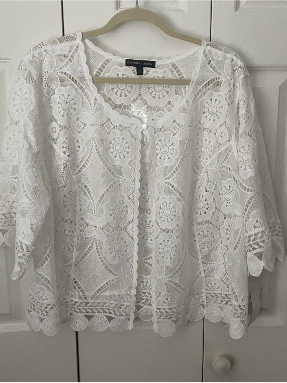 ChelseaWhite Lace Crochet Button-Front Top
